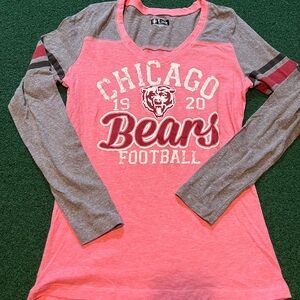 Women’s NFL Chicago Bears longsleeve Size Medium